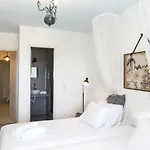 Naiada فيلة *