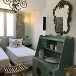 فيلة Naiada *