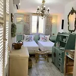 Naiada * كالافاتيس
