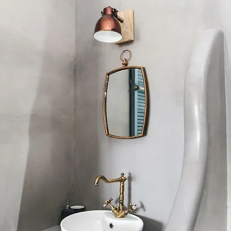 ヴィラ Naiada カラファティス